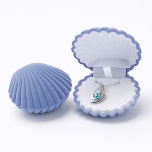 Flannel Shell Jewelry Box Blue